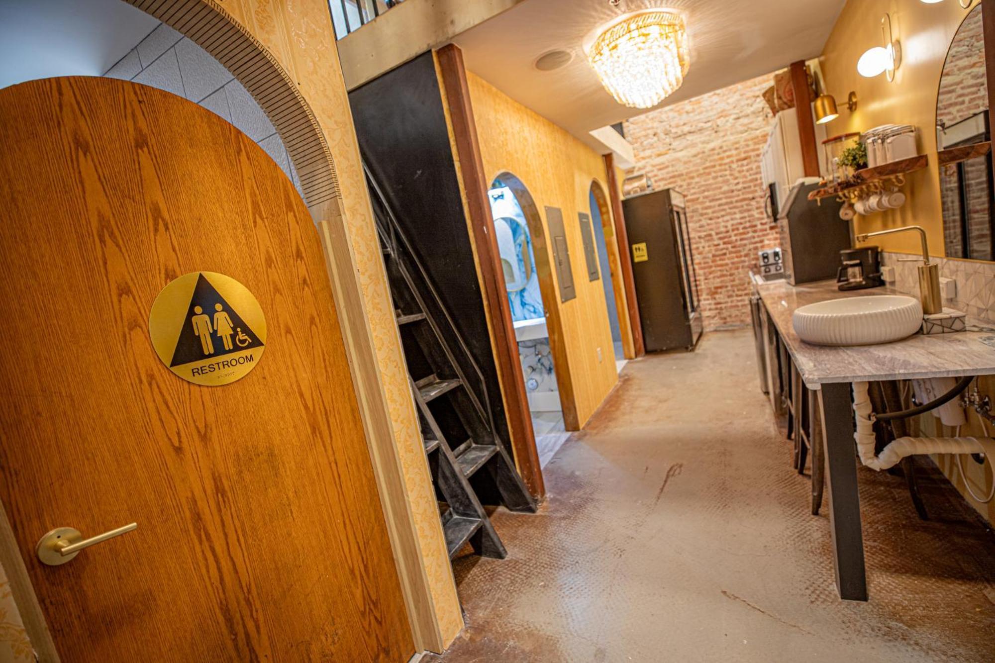 Social Stays - Santa Barbara'S First Hostel On State Street Buitenkant foto