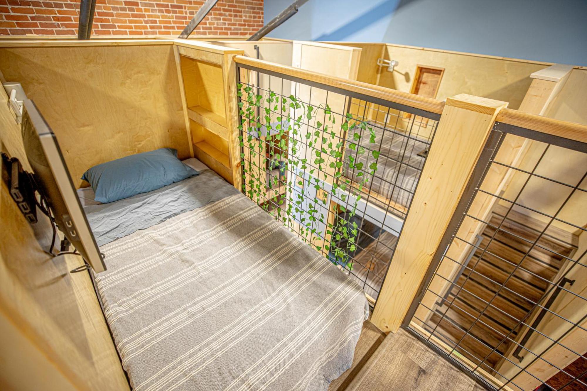 Social Stays - Santa Barbara'S First Hostel On State Street Buitenkant foto